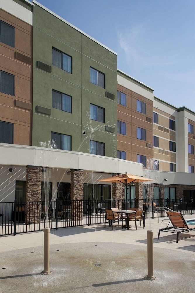Hotel Courtyard By Marriott Houston Nasa/clear Lake
