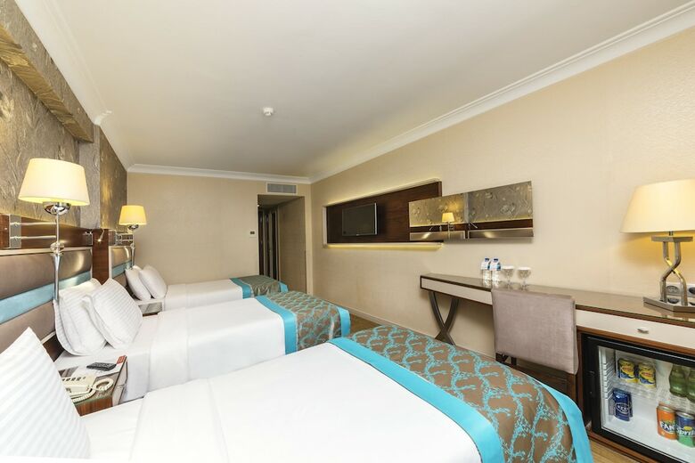 Grand Yavuz Hotel