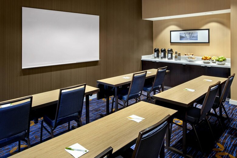 Hotel Courtyard By Marriott Parsippany