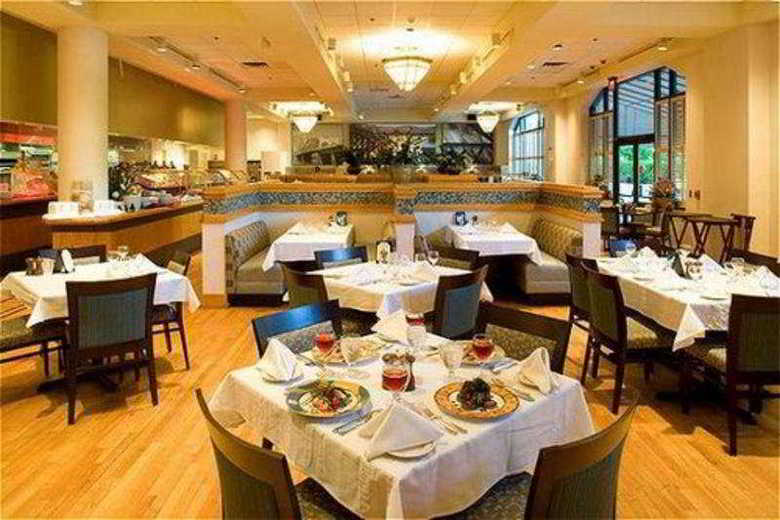 Hotel Holiday Inn Select University Center