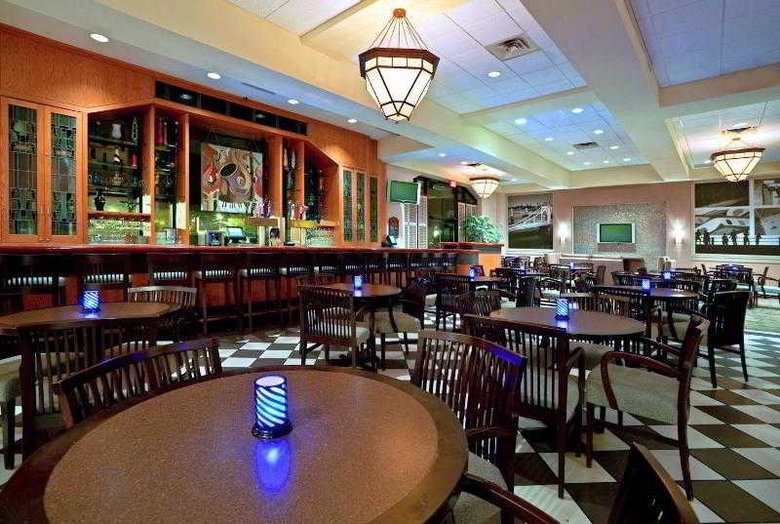 Hotel Holiday Inn Select University Center