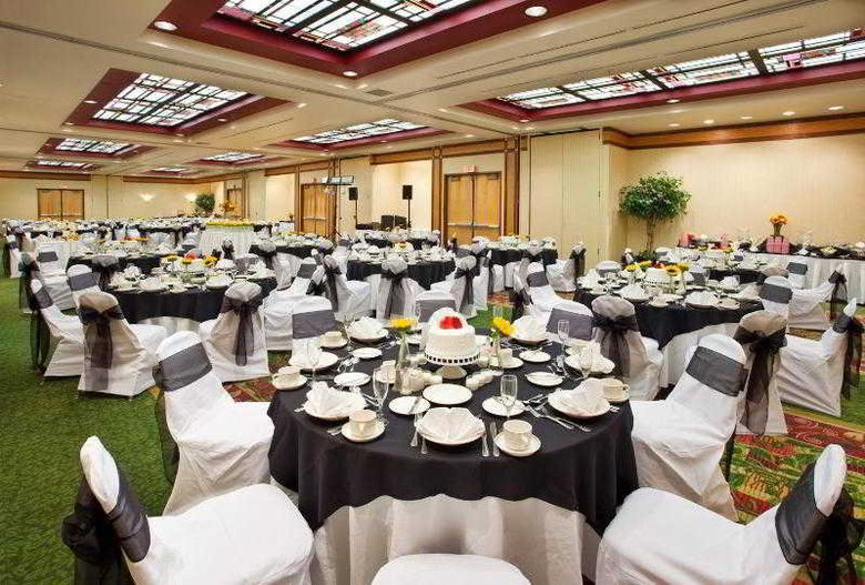 Hotel Holiday Inn Select University Center
