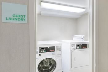 Hotel Holiday Inn Select University Center