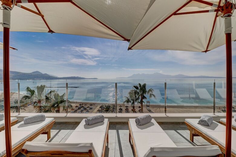 Hotel Hoposa Pollentia