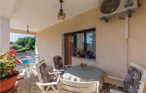 Holiday Home Barban Melnica