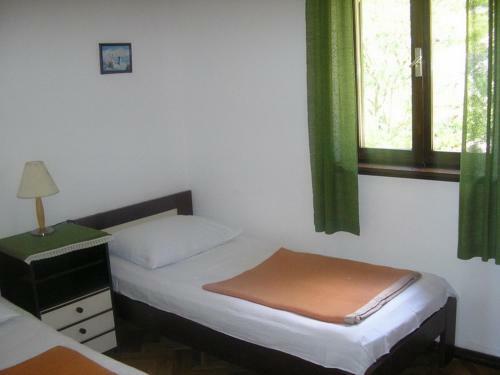 Apartments Goldy Icici