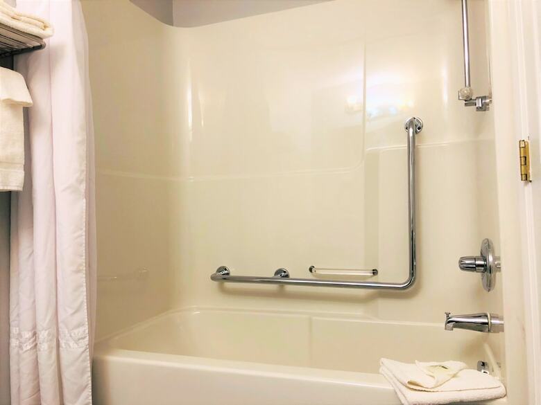 Hotel Days Inn By Wyndham Kamloops Bc