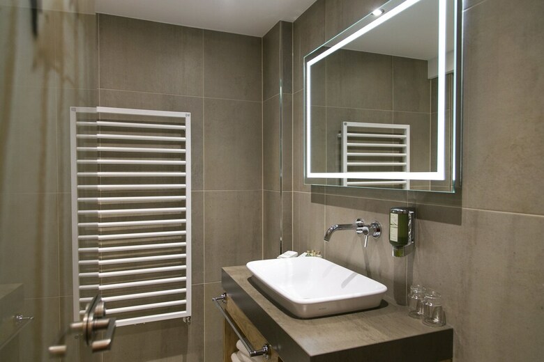 Hotel Am Dorfplatz Suites - Adults Only