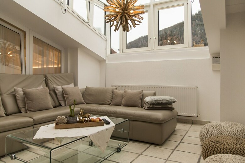 Hotel Am Dorfplatz Suites - Adults Only