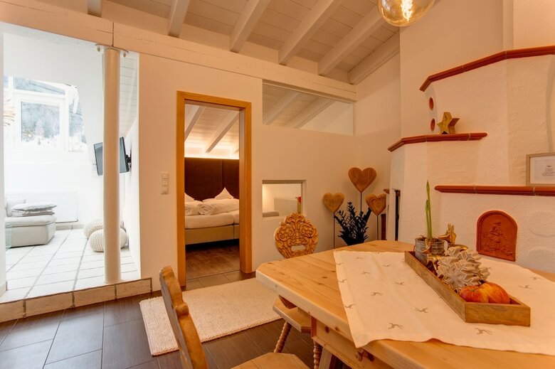 Hotel Am Dorfplatz Suites - Adults Only