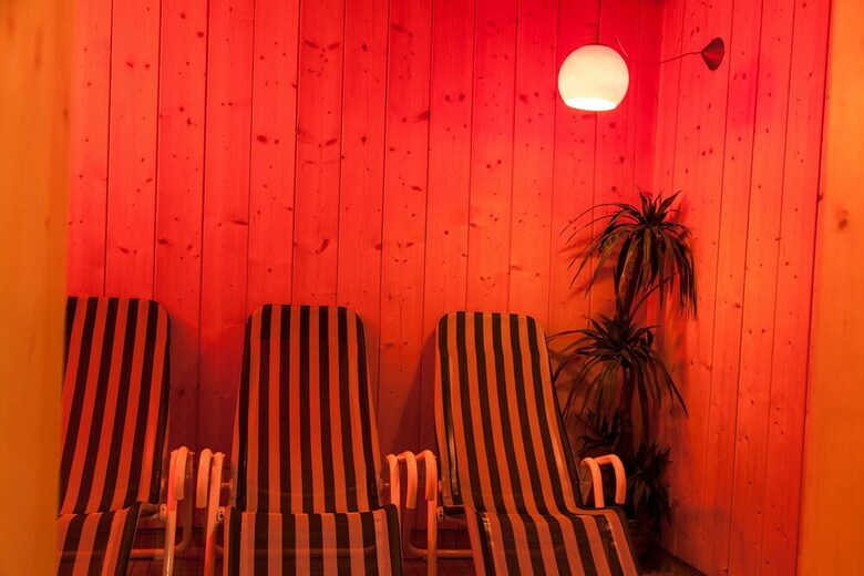 Hotel Am Dorfplatz Suites - Adults Only
