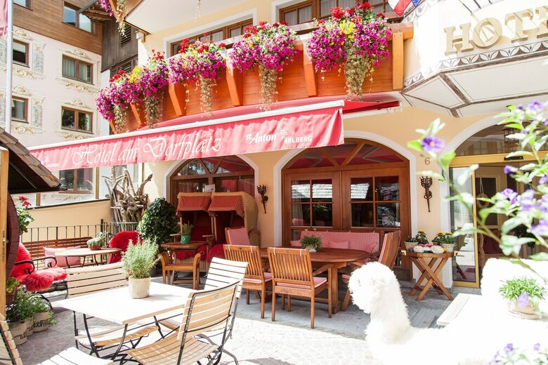 Hotel Am Dorfplatz Suites - Adults Only