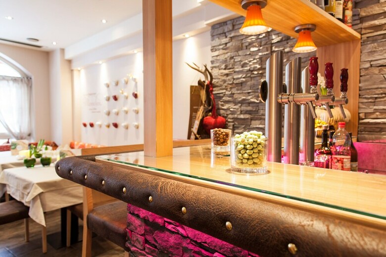Hotel Am Dorfplatz Suites - Adults Only