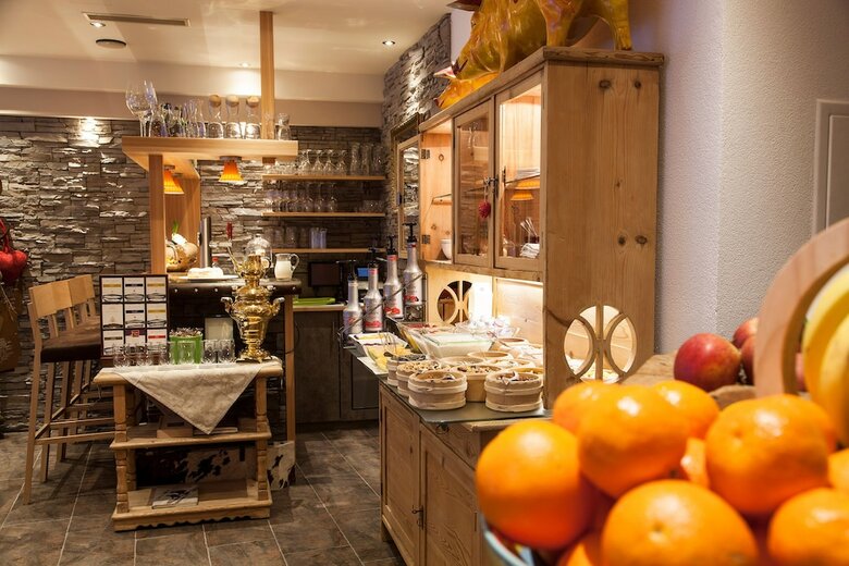 Hotel Am Dorfplatz Suites - Adults Only