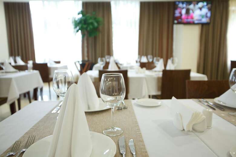 Ovis Hotel
