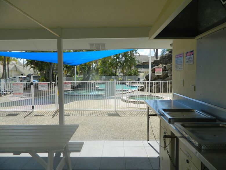 Hotel Isle Of Palms Resort
