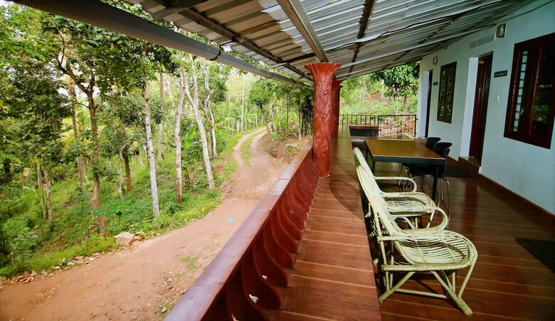 Hotel Punarjani Ayurvedic Resorts
