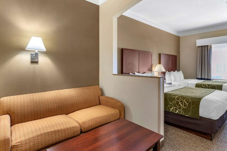 Hotel Comfort Suites Linn County