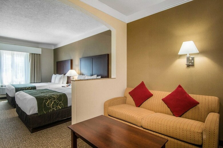 Hotel Comfort Suites Linn County