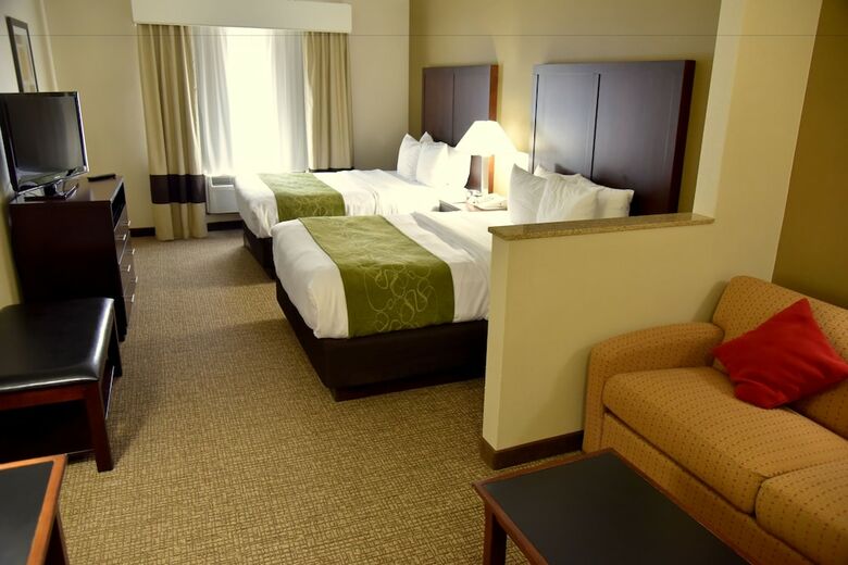 Hotel Comfort Suites Linn County