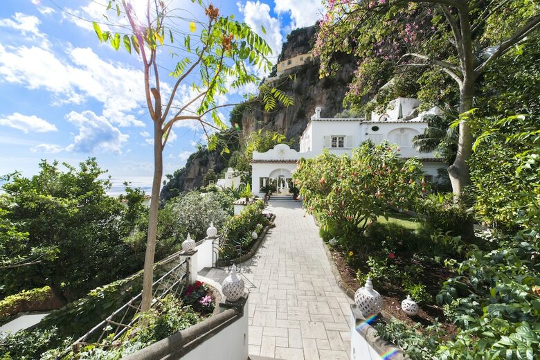 La Casa Di Peppe Guest House & Villa