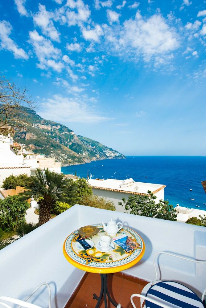 La Casa Di Peppe Guest House & Villa