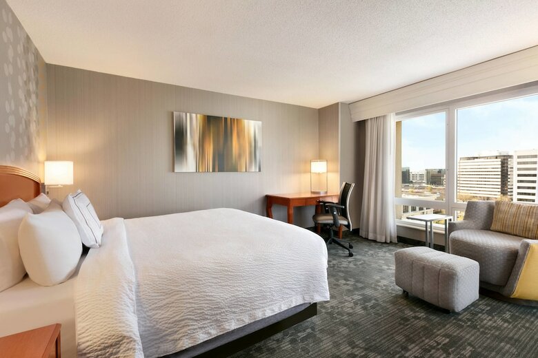 Hotel Courtyard By Marriott Tysons Mclean
