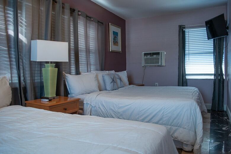 Motel Hollywood Beach Blue Wave