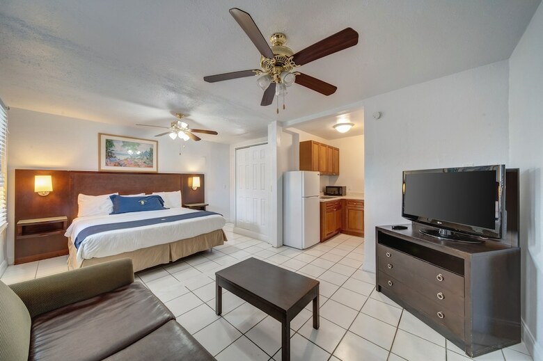 Motel Hollywood Beach Blue Wave
