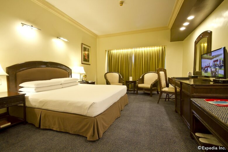 Waterfront Cebu City Hotel & Casino