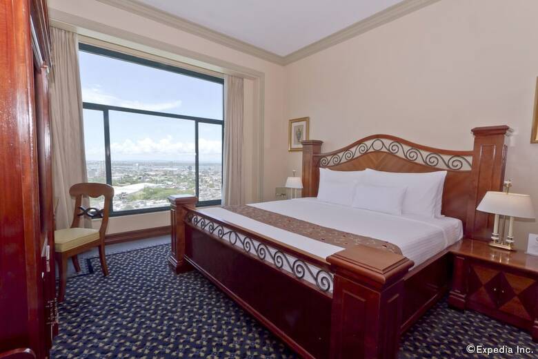Waterfront Cebu City Hotel & Casino