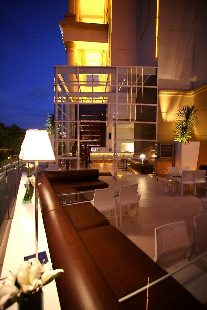 Waterfront Cebu City Hotel & Casino