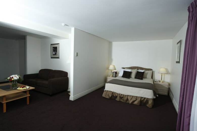 Airport Hotel Mara