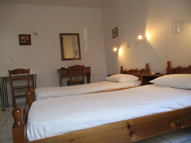 Hotel Kapetanos Rooms