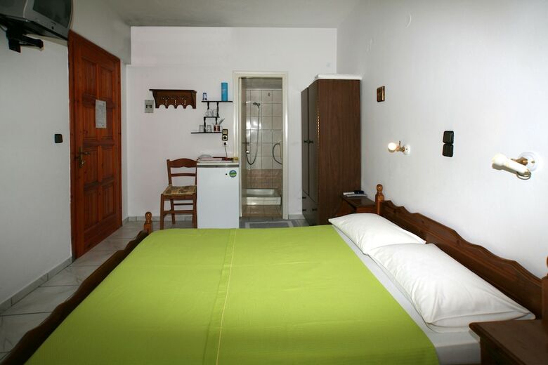 Hotel Kapetanos Rooms