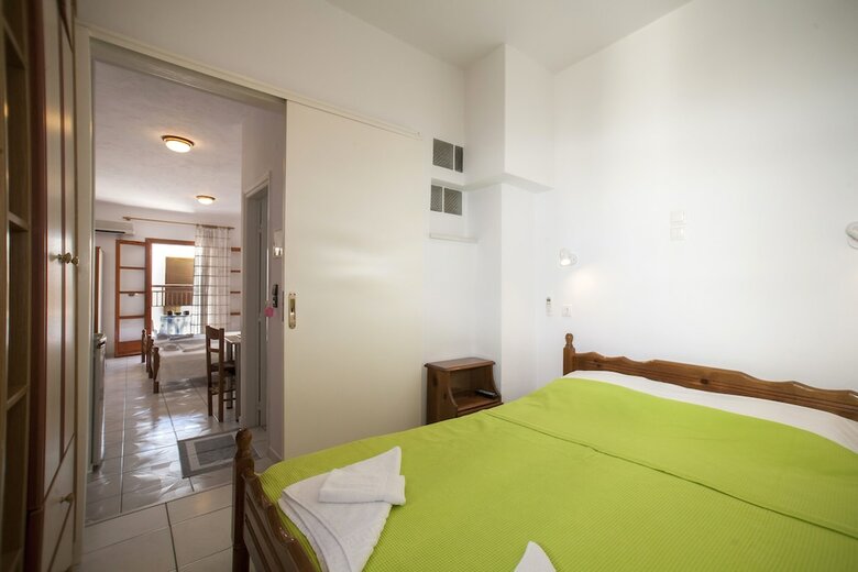 Hotel Kapetanos Rooms