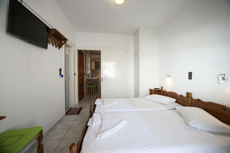 Hotel Kapetanos Rooms