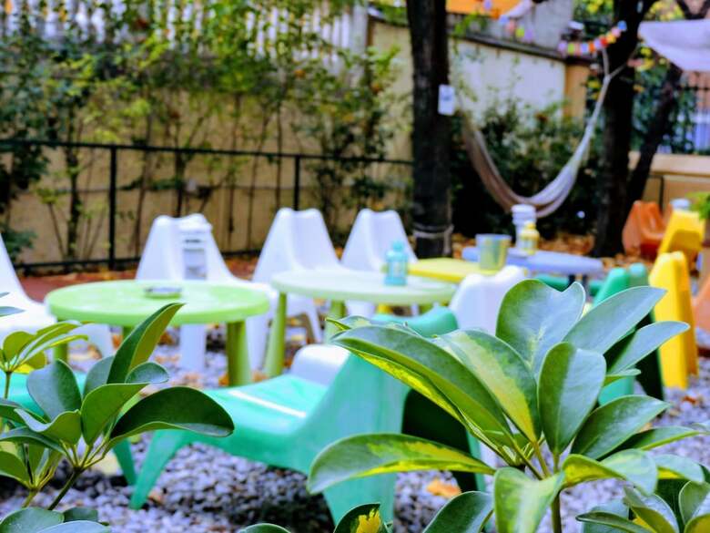 Hostal Feetup Garden House Hostel Barcelona