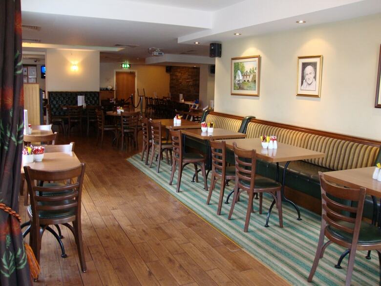Ard Ri House Hotel
