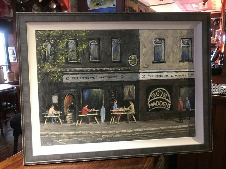 Hotel Maddens Bridge Bar & Guesthouse