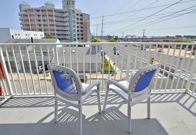Apartamento Coastal Palms Inn & Suites
