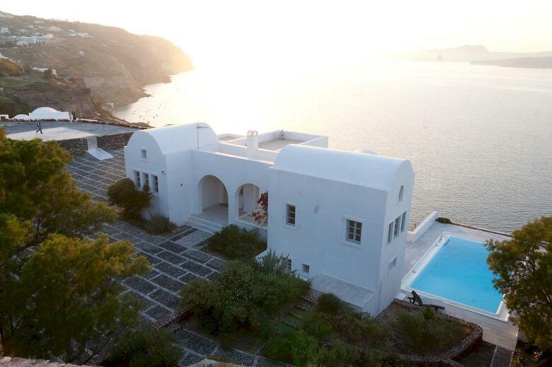 Ambassador Aegean Luxury Hotel And Suites
