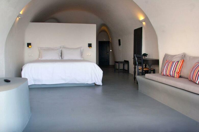 Ambassador Aegean Luxury Hotel And Suites