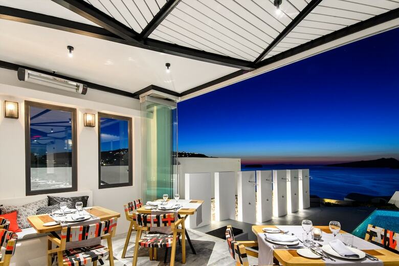Ambassador Aegean Luxury Hotel And Suites