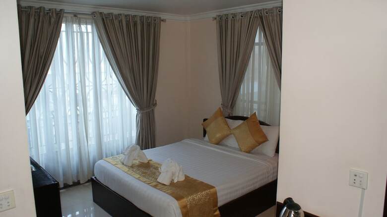 Jun Yue Hotel