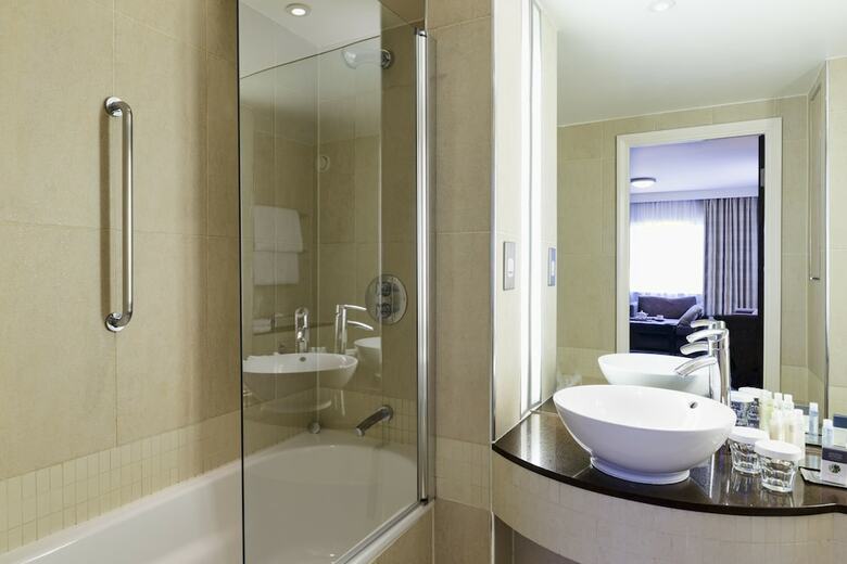 Hotel Doubletree By Hilton London Heathrow Airport