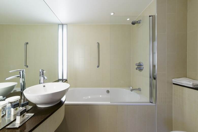 Hotel Doubletree By Hilton London Heathrow Airport