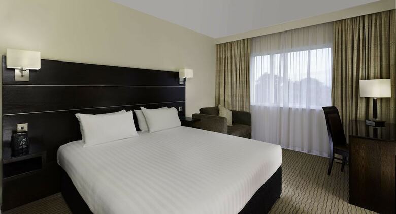 Hotel Doubletree By Hilton London Heathrow Airport
