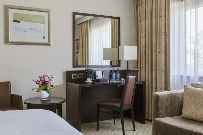 Hotel Doubletree By Hilton London Heathrow Airport