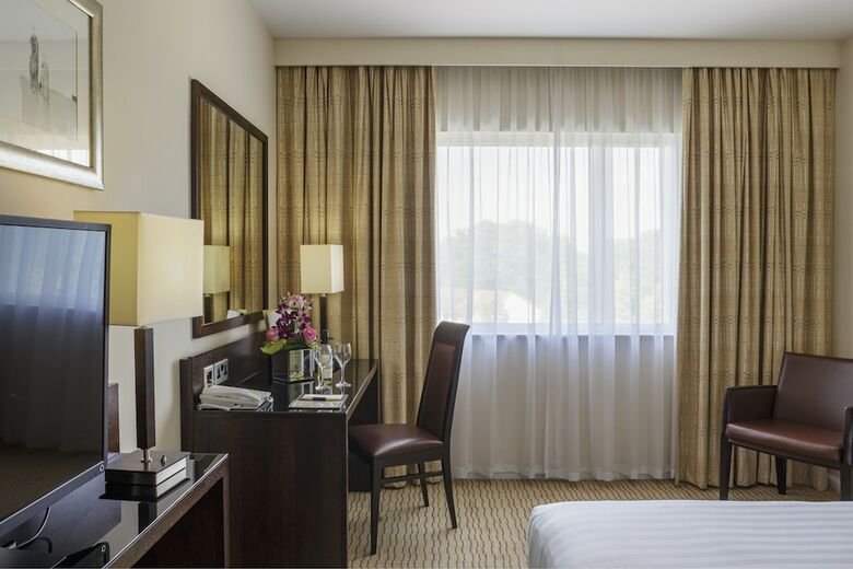 Hotel Doubletree By Hilton London Heathrow Airport